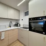 Urban Raw Next To Calea Victoriei And The Old Town Apartment